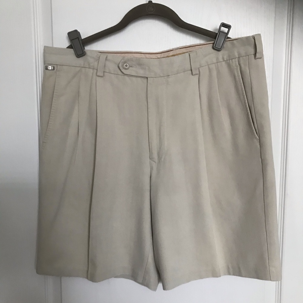 Tommy Bahama Men’s Shorts 34